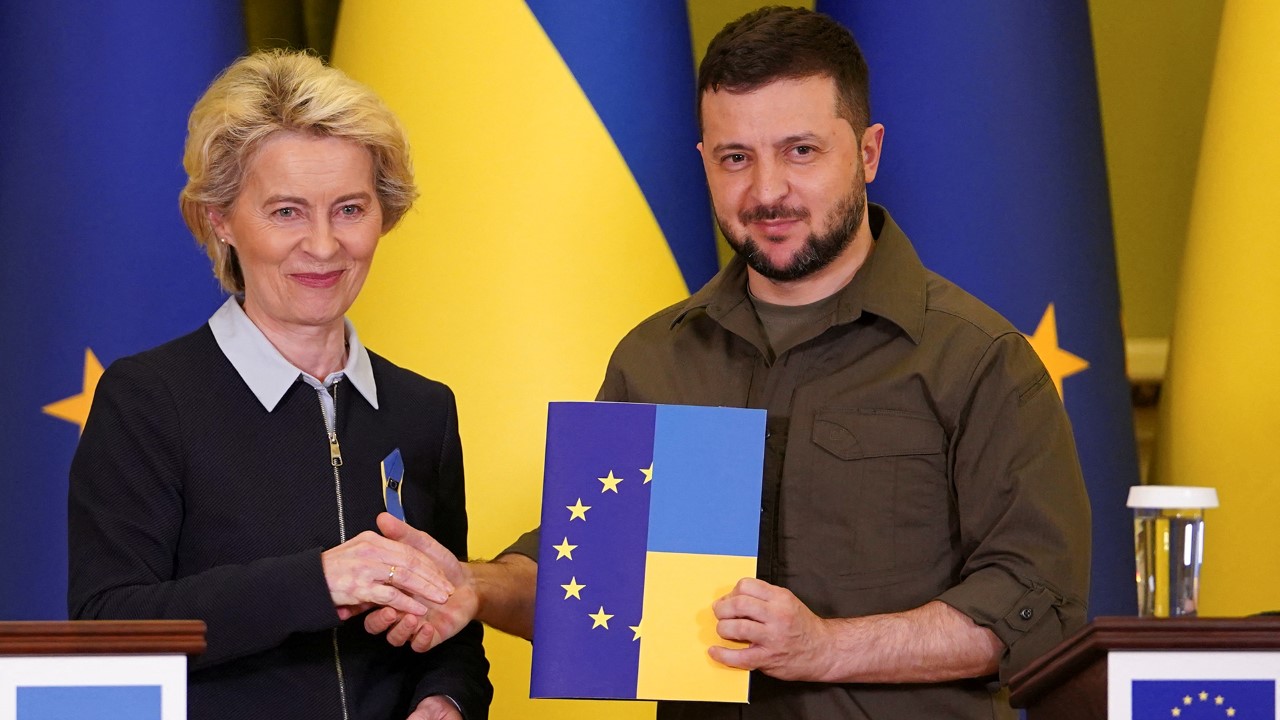 Kera kabaye EU igiye guha Ukraine inguzanyo ya miliyari 90 z’Amayero