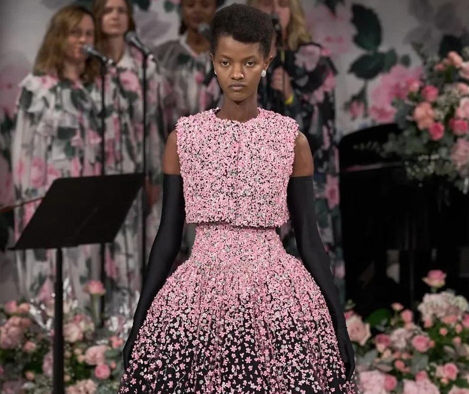 Ibyishimo ni byose kuri Umufite Anipha witabiriye ‘London Fashion Week’