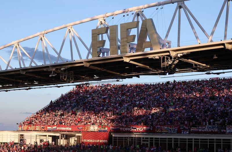 FIFA yavumbuye ubutumwa burenga miliyoni 7 bwibasira abakinnyi mu Gikombe cy’Isi