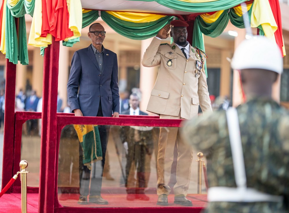 Perezida Kagame yakiriwe na Col Mamadi Doumbouya muri Guinée