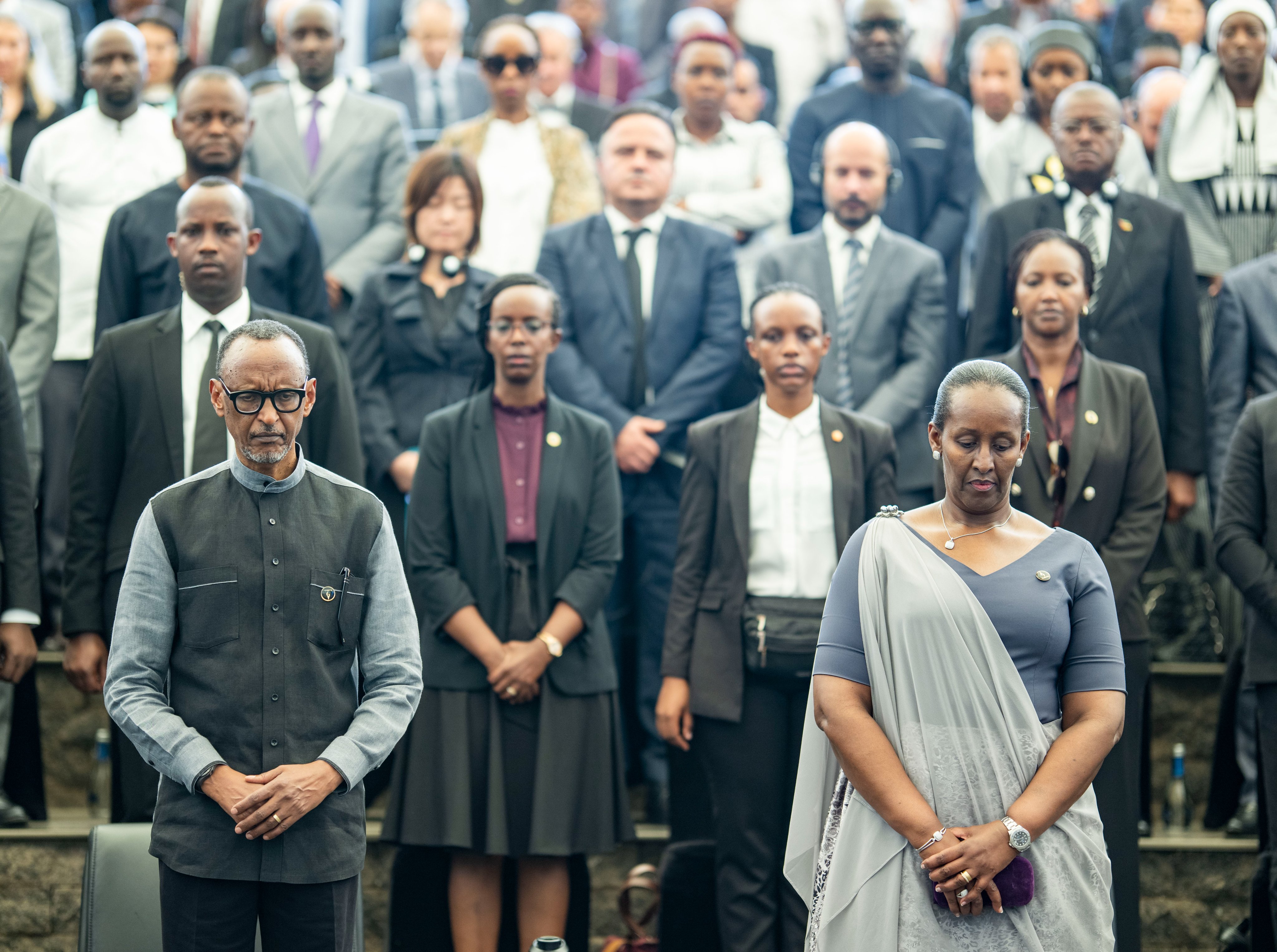 Perezida Kagame yaburiye abashaka gucamo Abanyarwanda ibice
