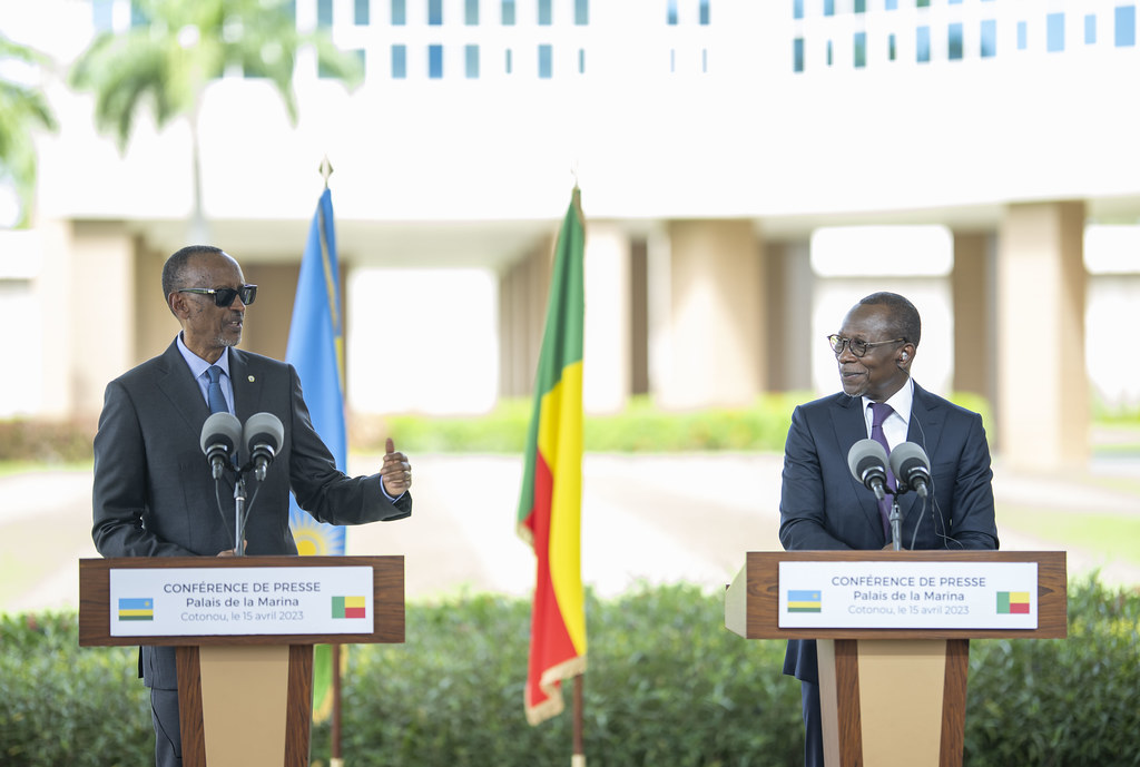 Bo bafite iki kibemerera kuhaba? – Perezida Kagame yanenze abatega iminsi umubano wa Afurika n’u Burusiya