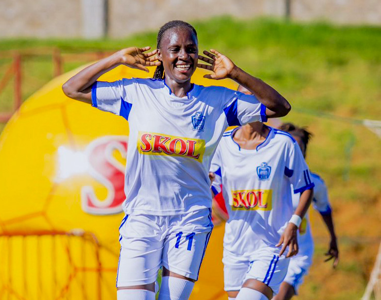 Umukinnyi wa Rayon Sports yari aguye ku kibuga habuze umushoferi w’imbangukiragutabara