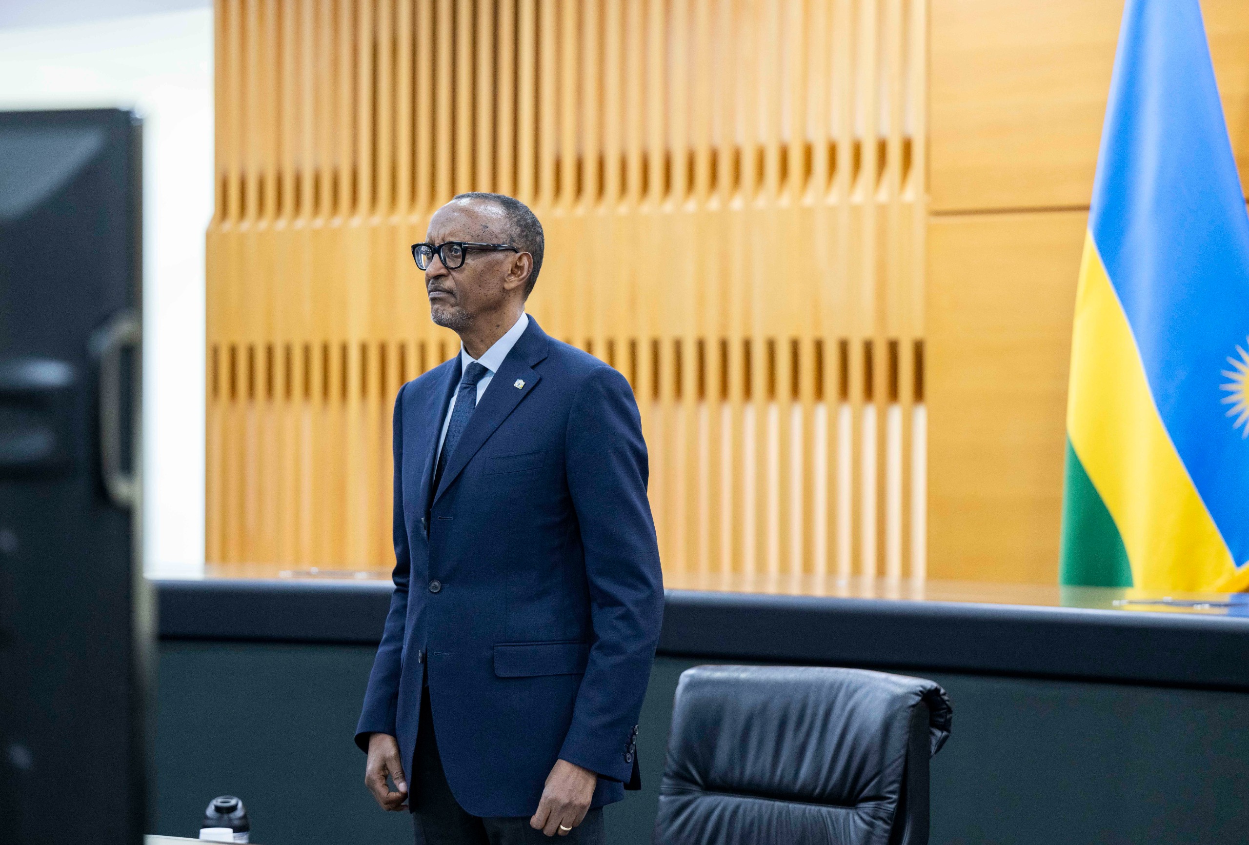 Perezida Kagame yitabiriye inama idasanzwe y'abakuru b'ibihugu bya EAC