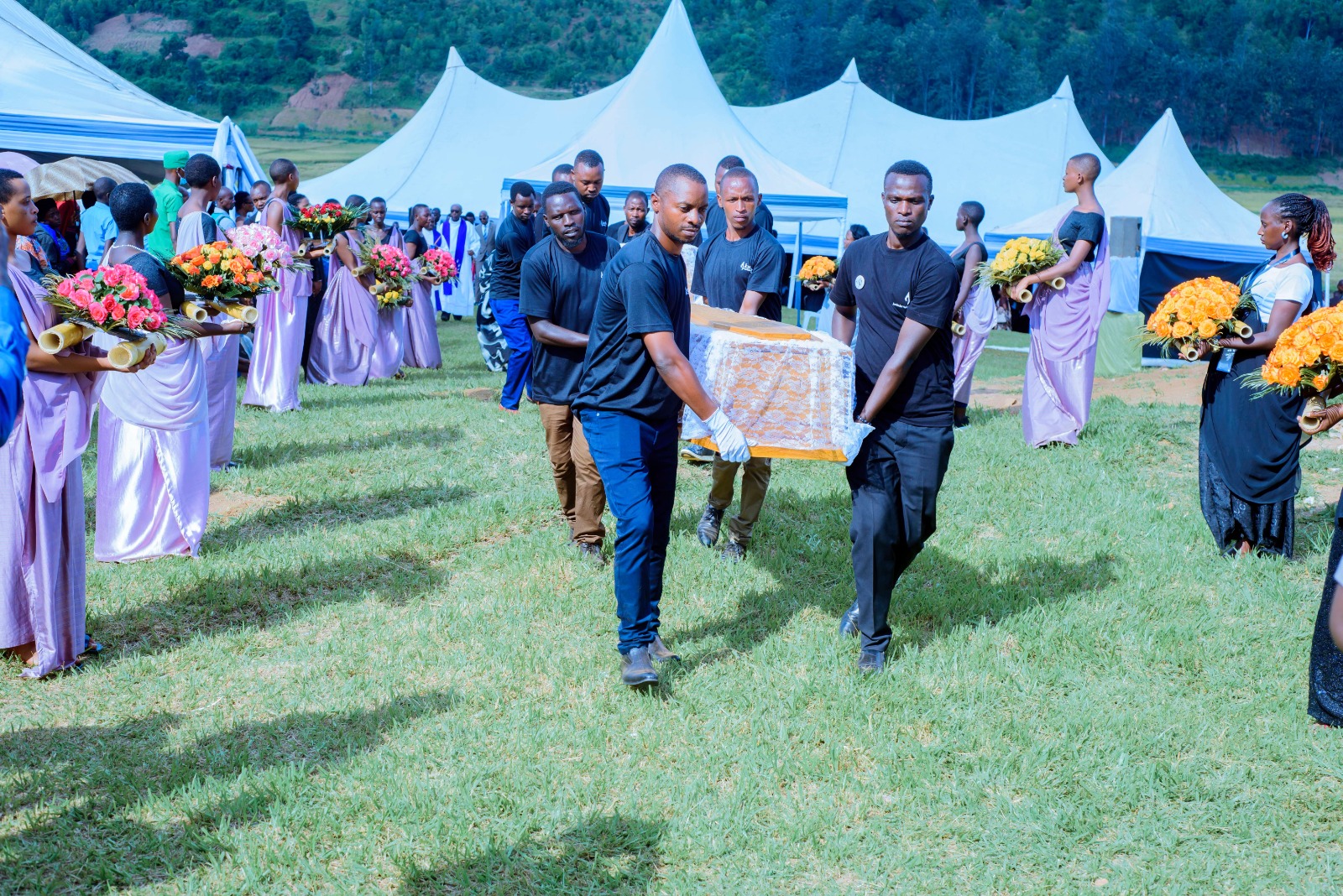 Huye: Imibiri isaga ibihumbi 14 yimuriwe mu rwibutso rwa Kabakobwa