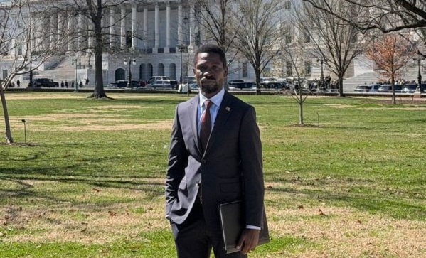 Bobi Wine 'wahungiye' muri Amerika yavuze igishobora gutuma asubira muri Uganda