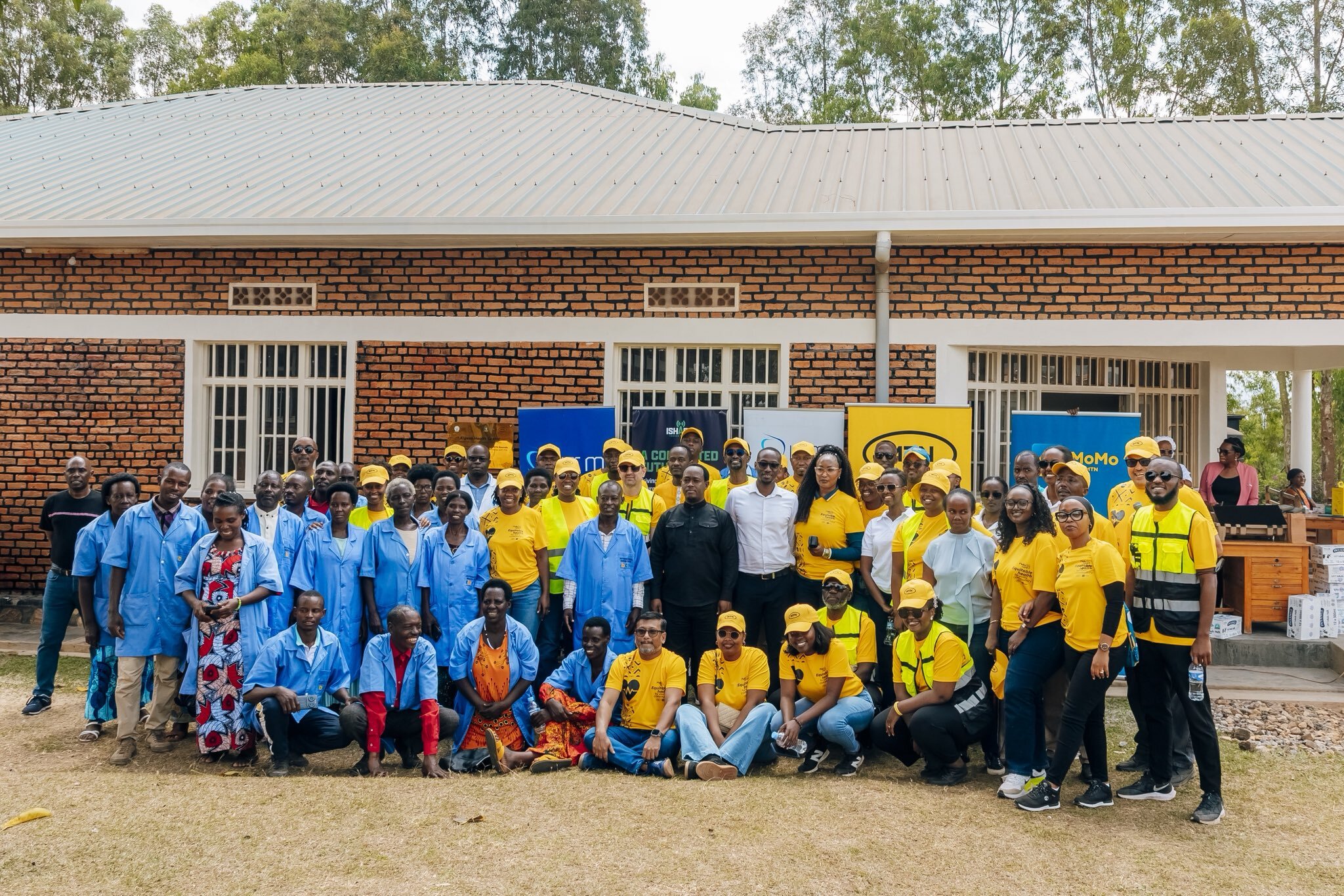 MTN Rwanda yashyikirije Akarere ka Kamonyi Ikigo Nderabuzima cya Kigese yavuguruye
