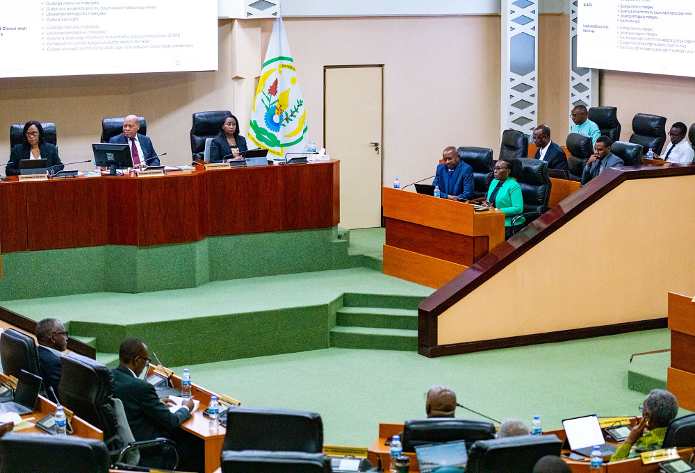 Sena yasabye kwihutisha imishinga y’amategeko arimo irirebana n’ubuhuza