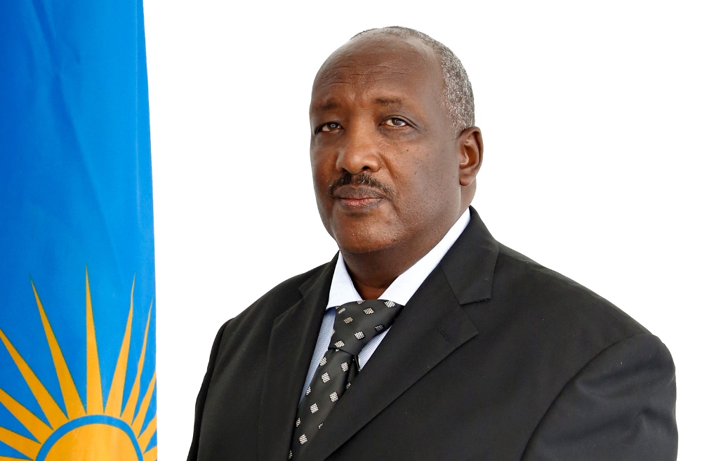 Uko yagiye mu Nkotanyi, kuyobora Ibuka n’icyizere: Ikiganiro na Senateri Dusingizemungu