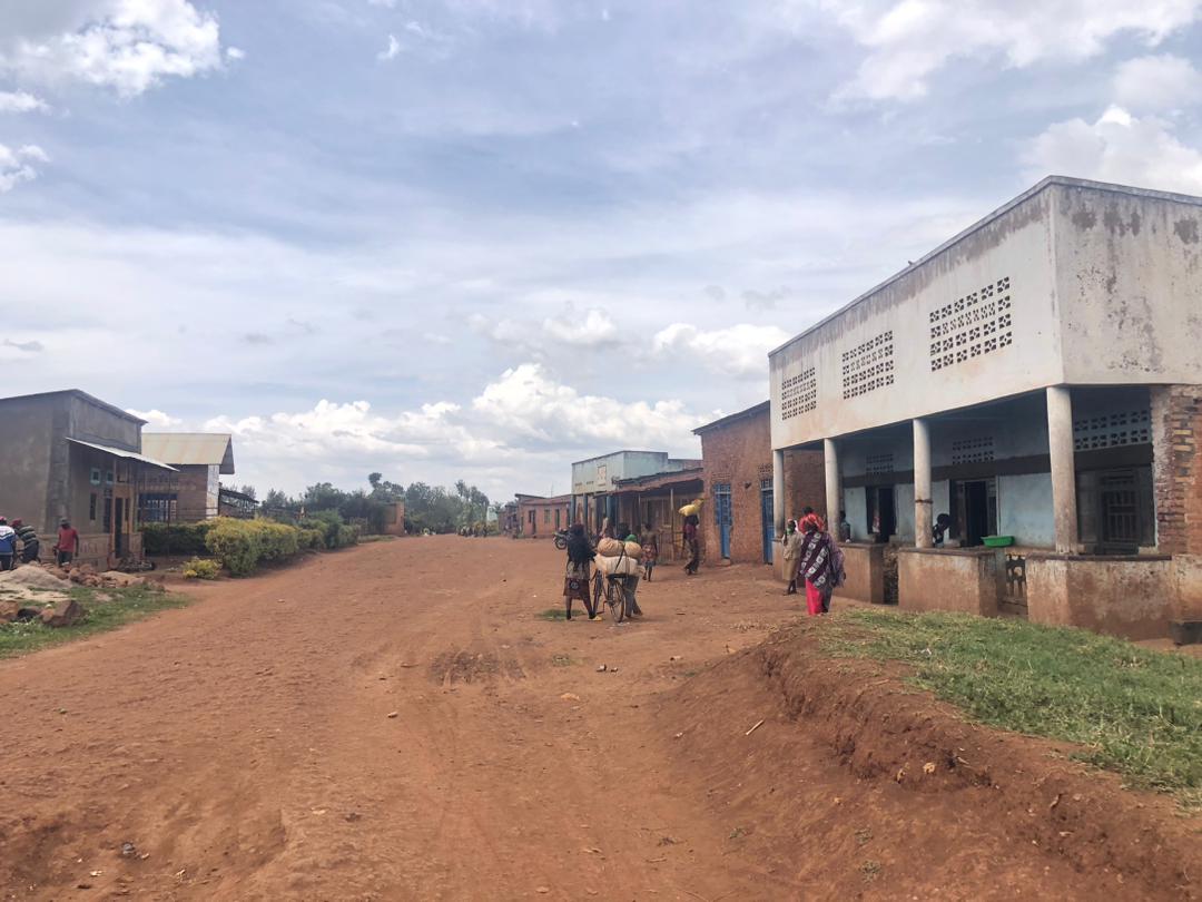 Kayonza: Abatuye muri Kabura babangamiwe no kutagira ibikorwa remezo