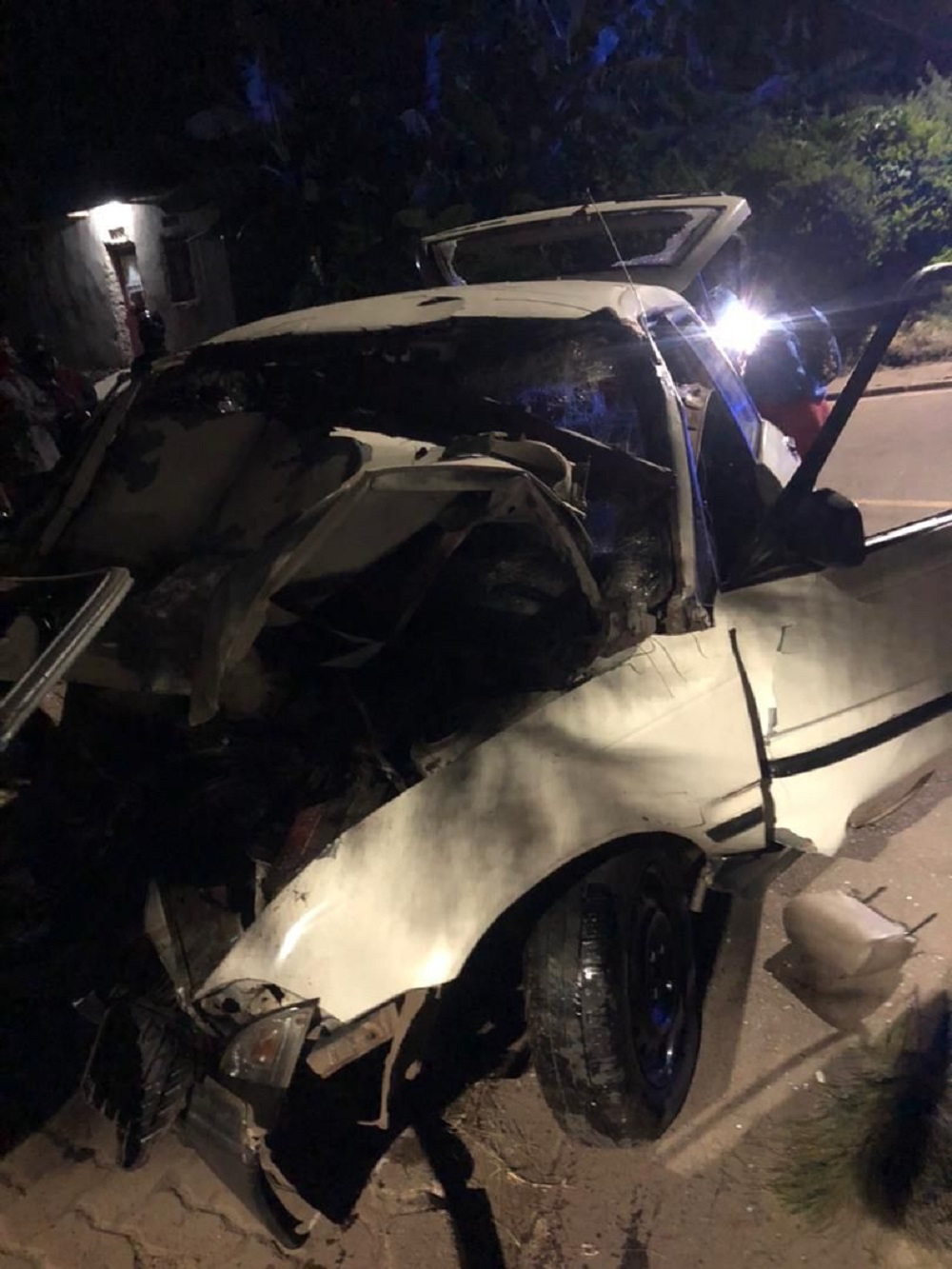 Musanze: Impanuka y’imodoka yahitanye batatu abandi babiri barakomereka
