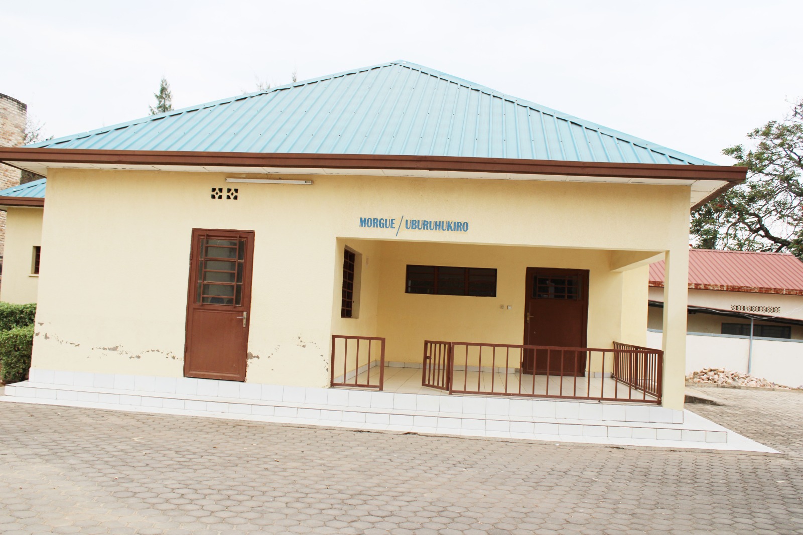 Ibitaro bya Nyanza: Abapfushije bahatirwa gushyingura vuba kubera ubuto bw’uburuhukiro