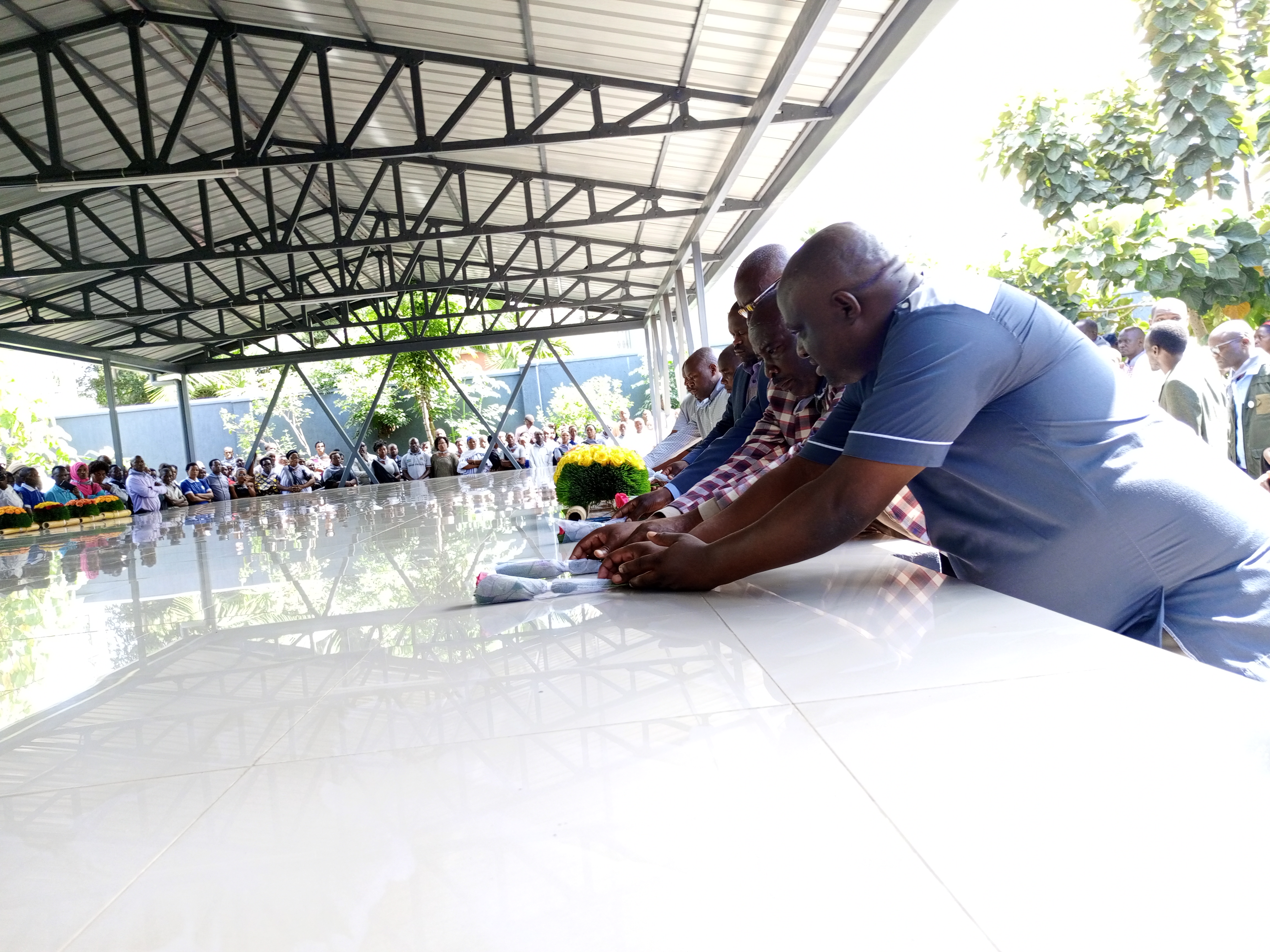 Musanze: Abikorera bubakiye uwarokotse Jenoside, abandi baboroza inka