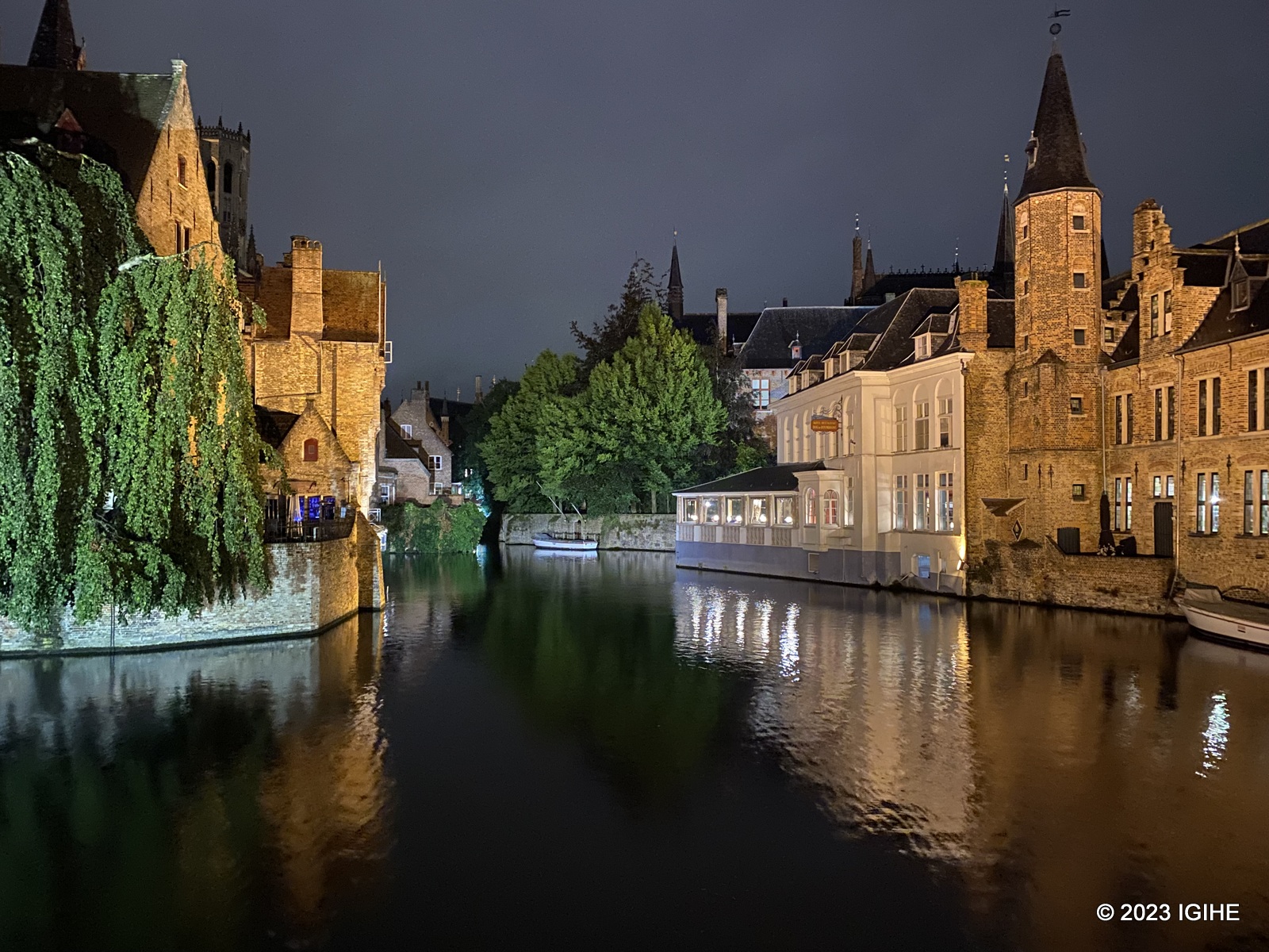 Dutembere Umujyi wa Bruges ufite ubwiza bwihariye (Amafoto)