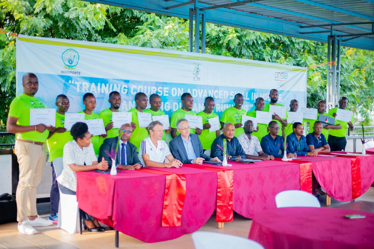 Abatoza b’imikino ngororamubiri basabwe kurema abakinnyi bundi bushya