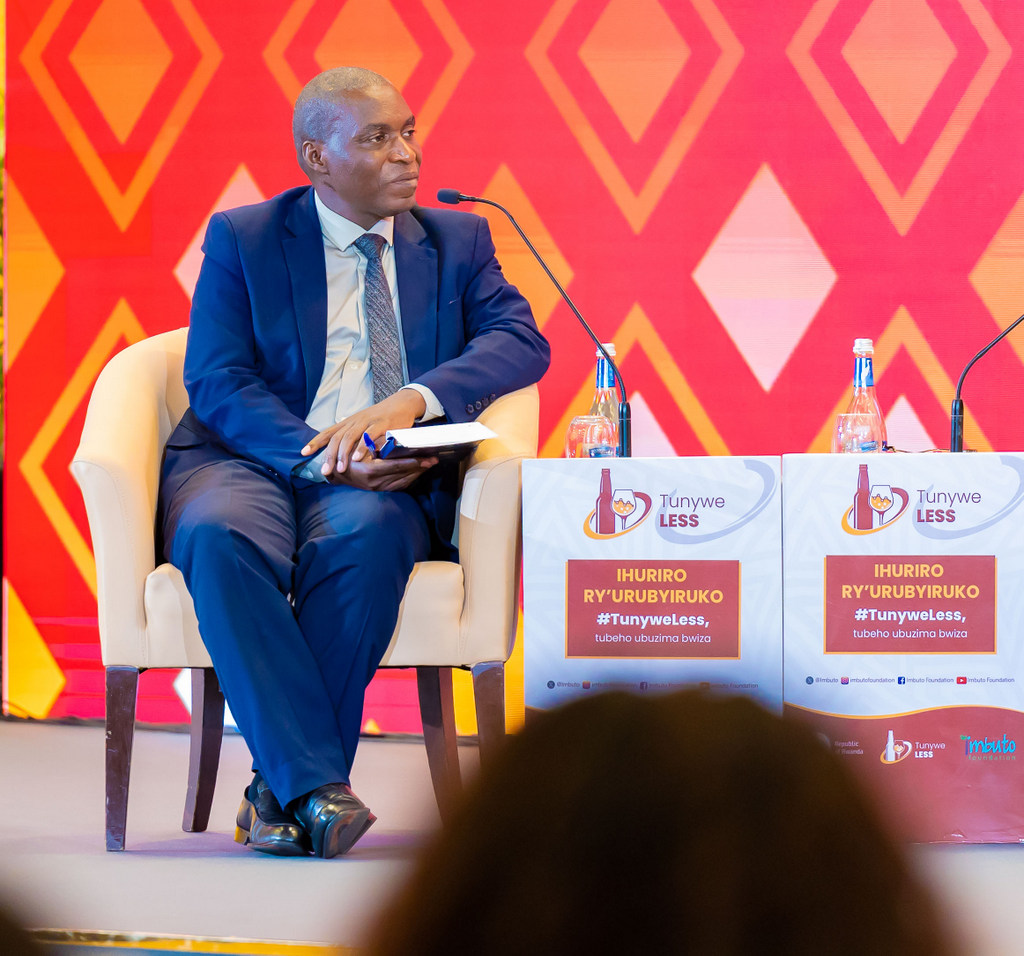 Turi mu gihugu kizirikana- Barore yashimiye Perezida Kagame