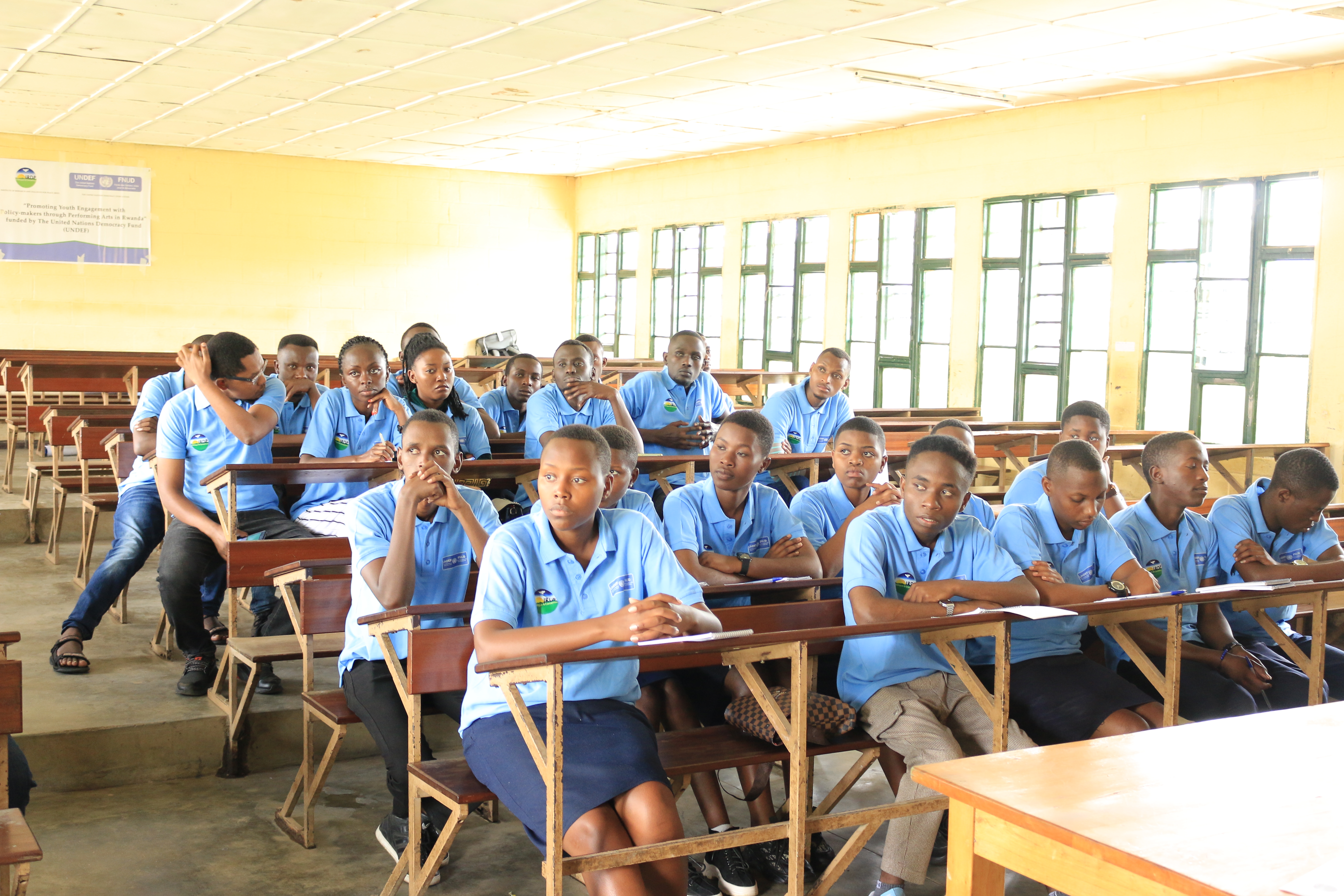 Rubavu: Urubyiruko rwatojwe kugira uruhare mu gukemura ibibazo byugarije sosiyete binyuze mu buhanzi