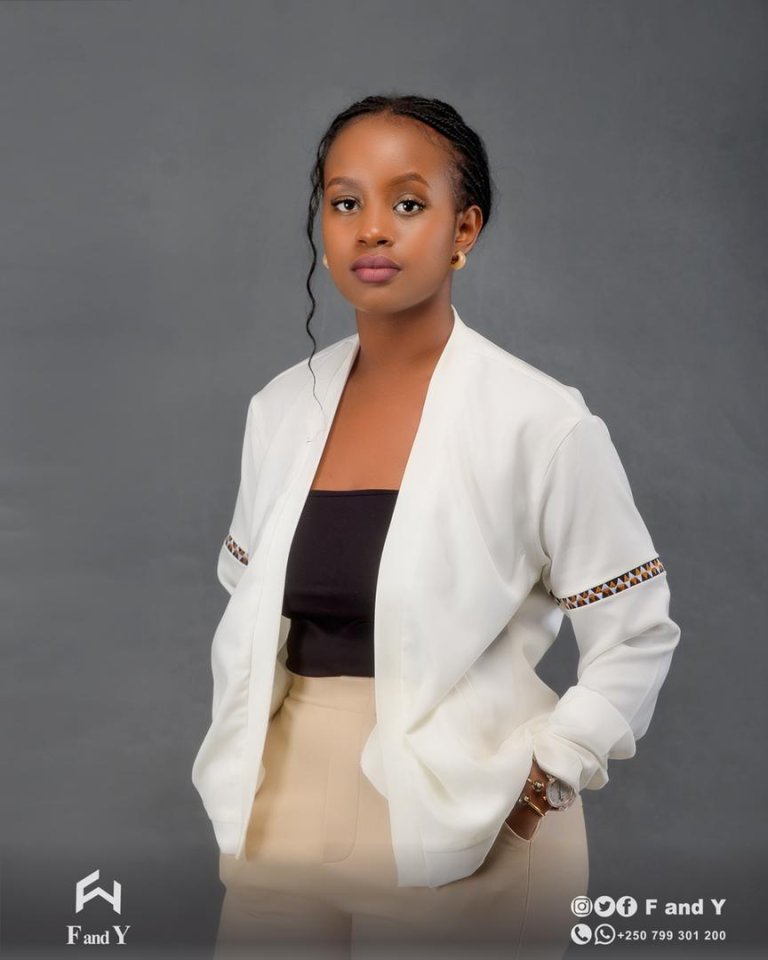 Urugendo rwa F and Y, inzu y’imideli ikataje mu kurimbisha abanyarwanda (Amafoto)