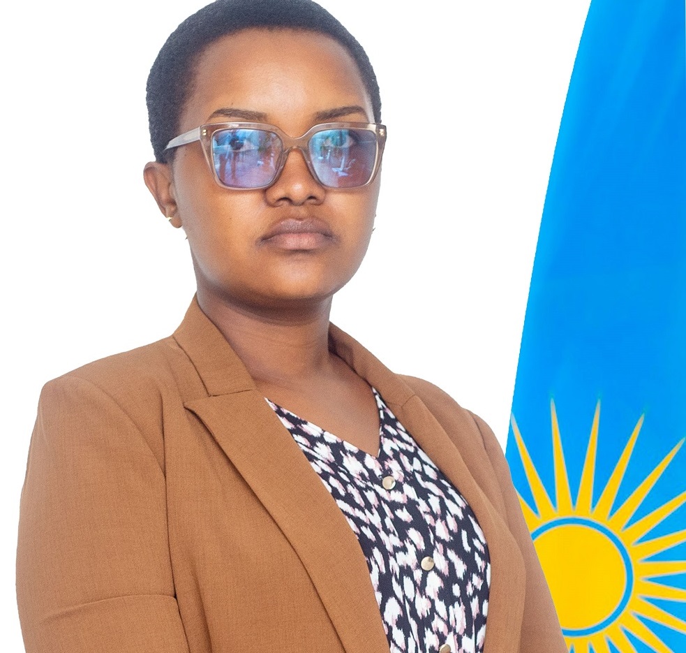 Yakuranye inzozi zo kuba umupilote; Ibitangaje kuri Depite Izere Ingrid uri mu bato mu Nteko