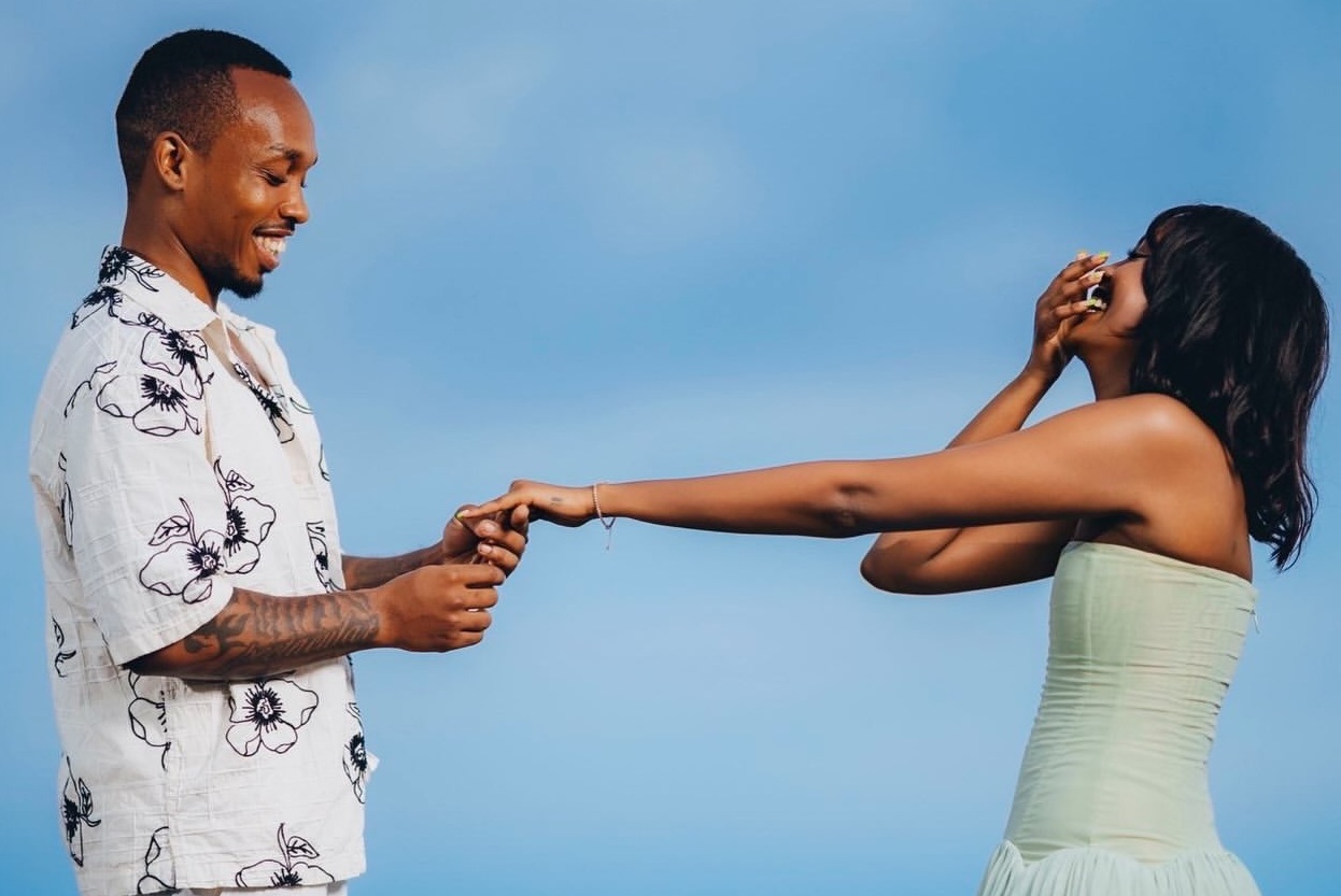 Ingabire Jolie Ange wavuzwe cyane muri Miss Rwanda 2020, yambitswe impeta n’umuvandimwe wa Kenny Sol
