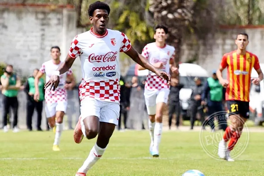 APR FC yasinyishije Mamadou Bah wifujwe na Espérance de Tunis