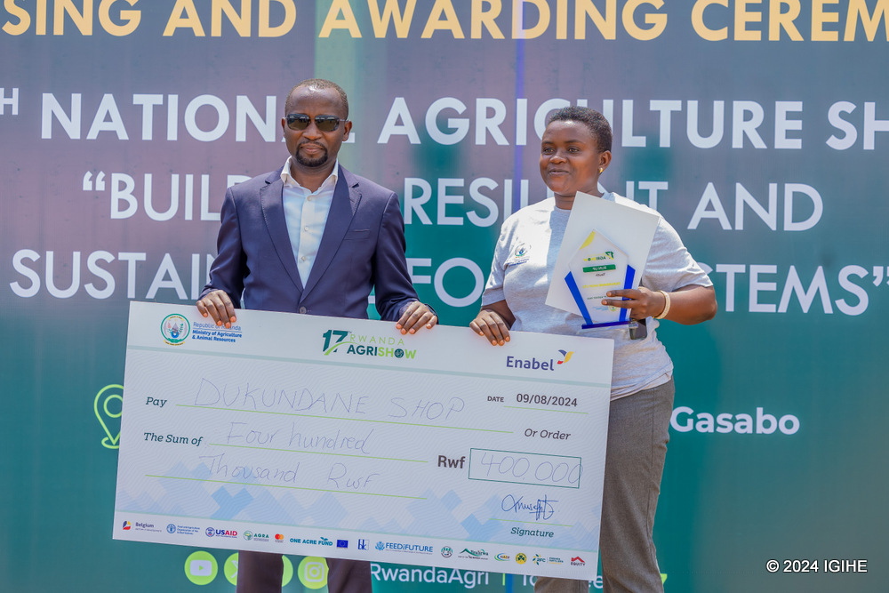 Agrishow 2024: Abatsindiye ibihembo biyemeje kwagura ibyo bakora