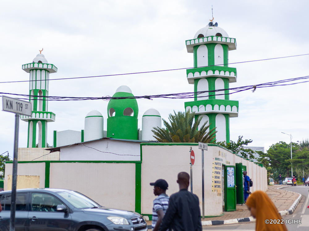 Bari kureba uburyo byakorwamo- Mufti w’u Rwanda ku byerekeye gutora Adhan mu gitondo