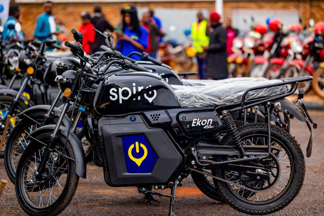 Abaturage b’i Kirehe bamurikiwe moto za Spiro (Amafoto)