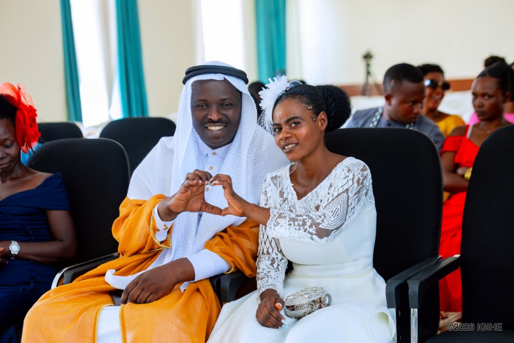 Umugore wa Apôtre Mutabazi yaraye yipfumbase mapfubyi?