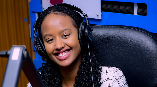 Miss Nishimwe Naomie yateguje igitabo kivuga ku buzima bwe