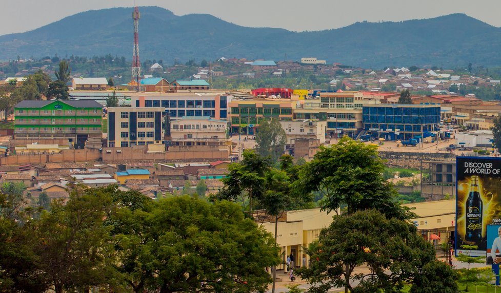 Muhanga: RRA yahwituye abaguzi ku kwaka inyemezabwishyu ya EBM