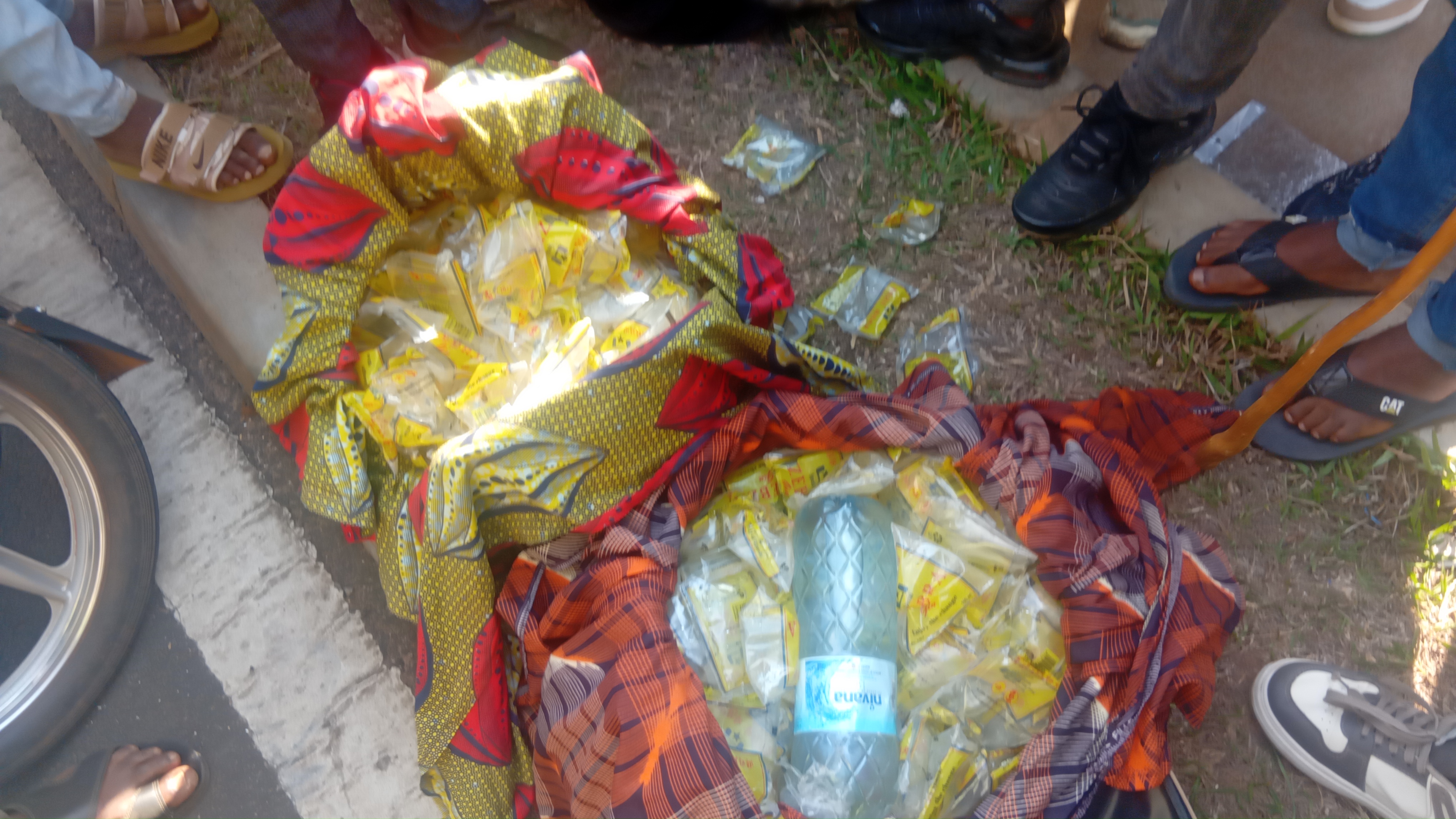 Nyagatare: Umumotari yafatanywe inzoga zaciwe mu Rwanda