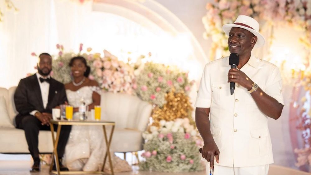 Perezida Ruto yasabye abasore b’imyaka 25 gushaka abagore aho kwirirwa mu tubyiniro