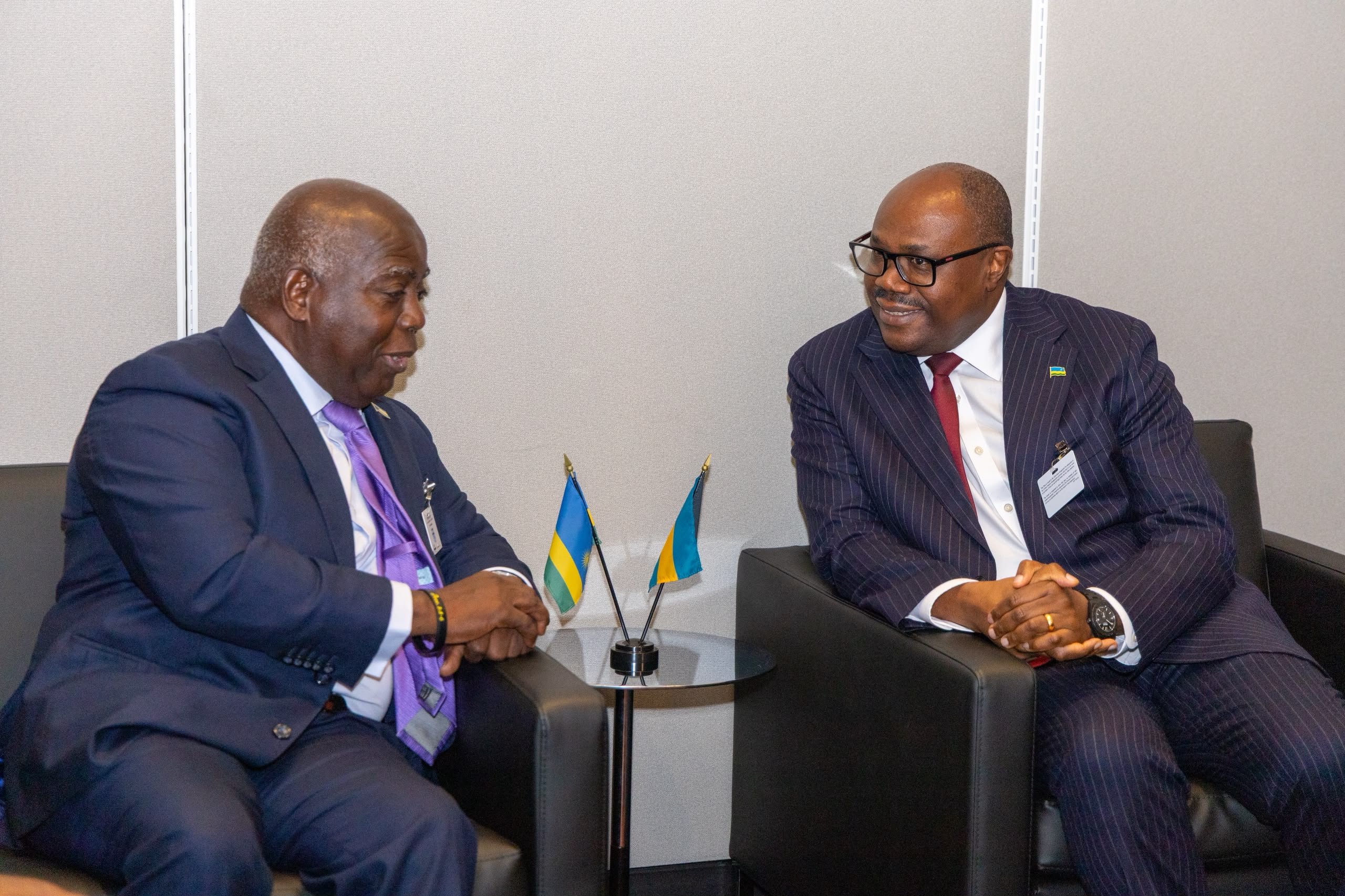 U Rwanda, Iraq na Bahamas byaganiriye ku mahirwe y'imikoranire