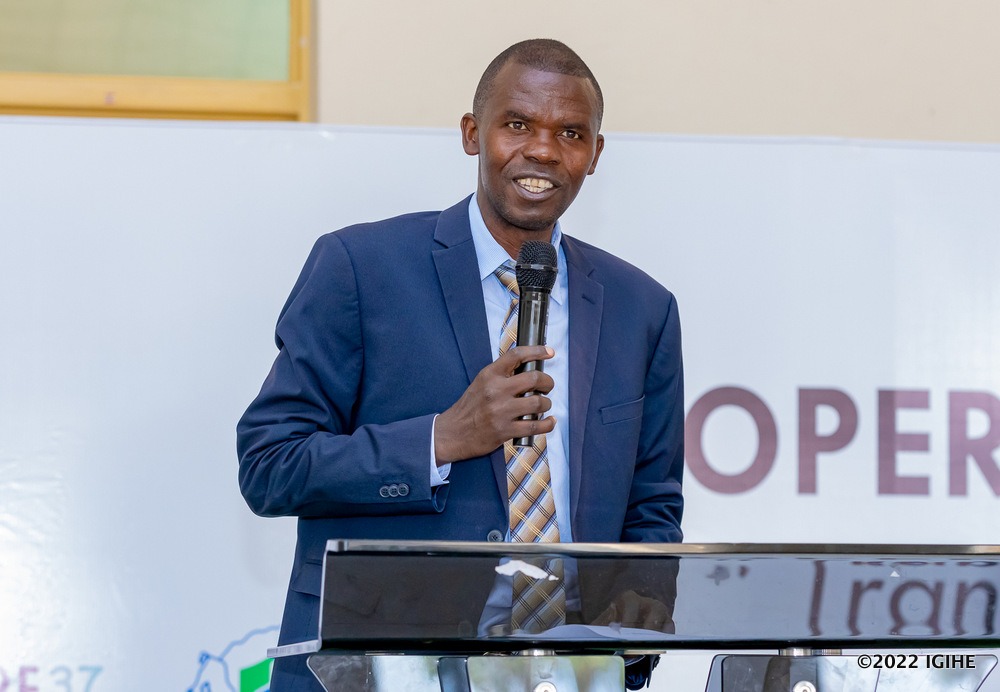 Prof Harelimana wahoze ayobora RCA yarekuwe by’agateganyo, abuzwa kurenga Kigali