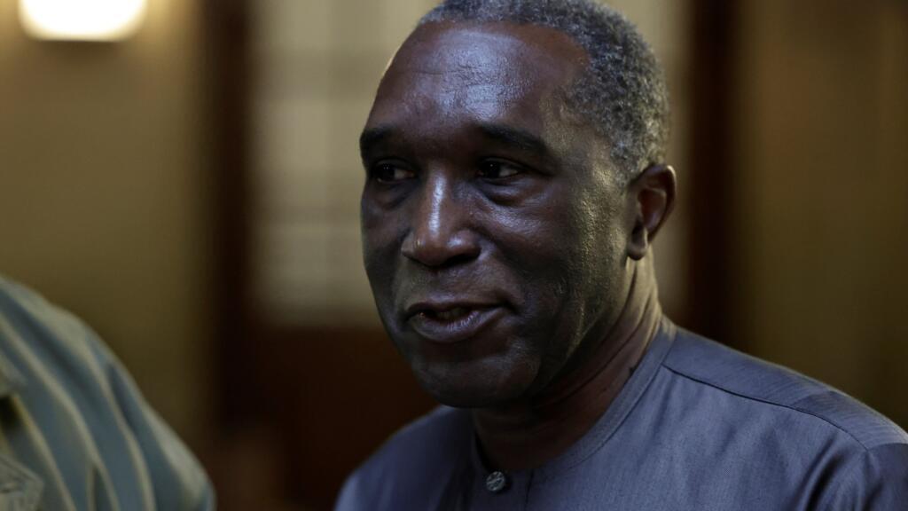 Umutangabuhamya yabwiye urukiko ko yumvise Interahamwe zishimira Dr. Rwamucyo kuziha imashini ishyingura