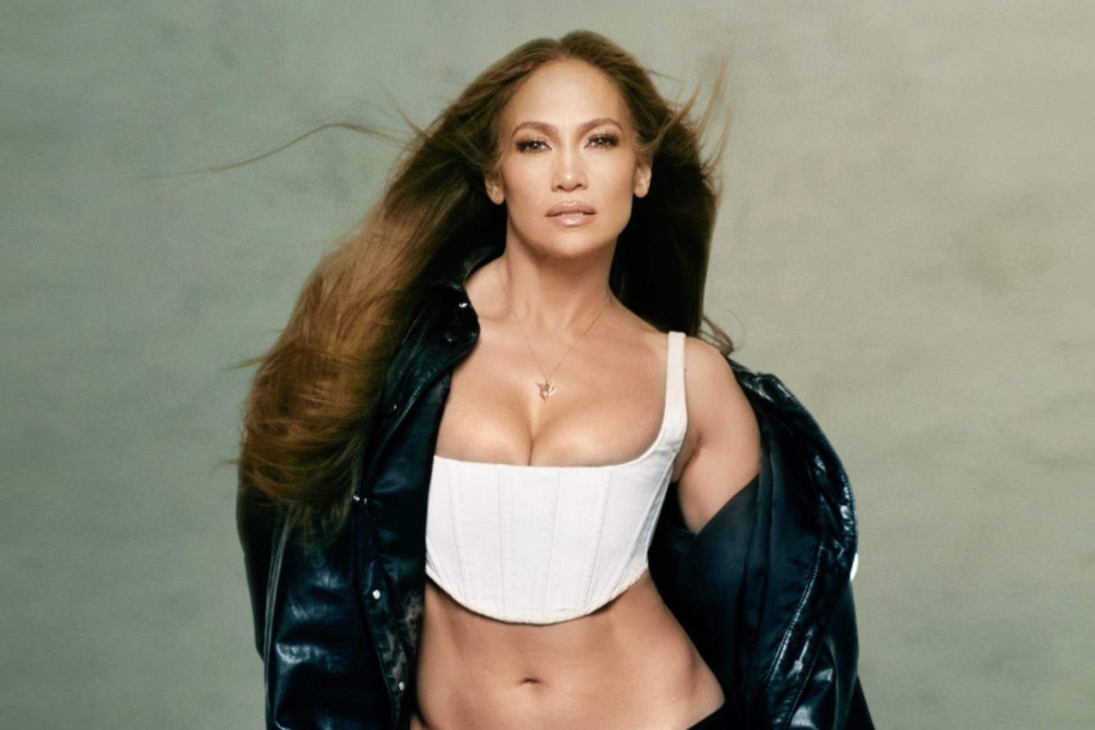 Jennifer Lopez agiye gushyira hanze album ikurikira iyo mu myaka 20 ishize