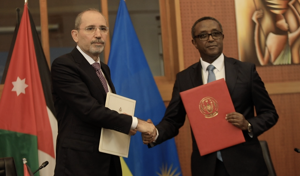 U Rwanda rwasinyanye amasezerano na Jordanie aganisha ku gukuriraho Viza Abanyarwanda