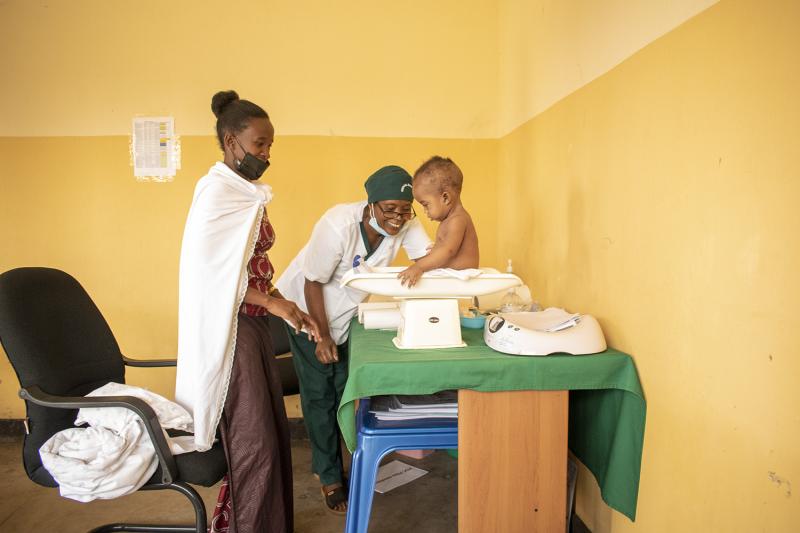 Abaganga bavura abana n’abagore bagiye guhabwa amahugurwa yisumbuye