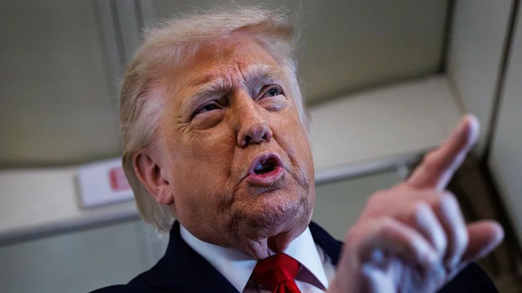 Amerika yateguje ibitero simusiga kuri Iran