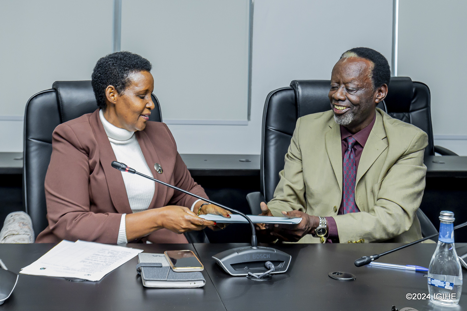 Mbanda wigeze gushaka kuyobora FERWAFA yatanze kandidatire ku mwanya w’Umukuru w’Igihugu
