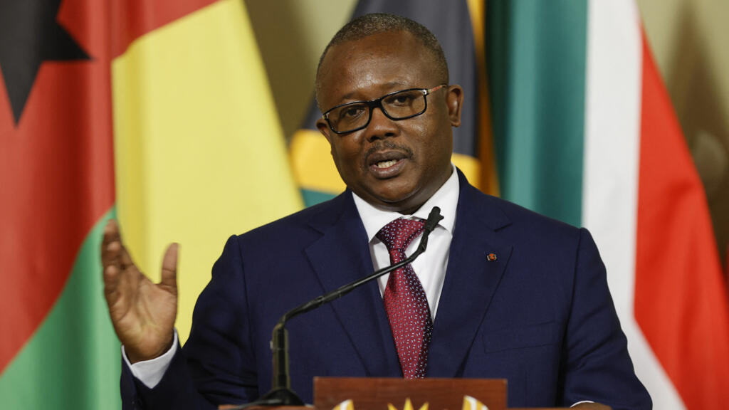 Guinea-Bissau: Umaro Sissoco Embaló wahunze azahatanira gusubira ku butegetsi