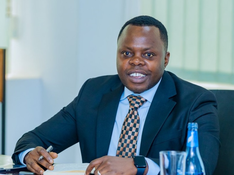 Icyo Minisitiri Dr Utumatwishima atekereza ku muti w’ibibazo byugarije urubyiruko