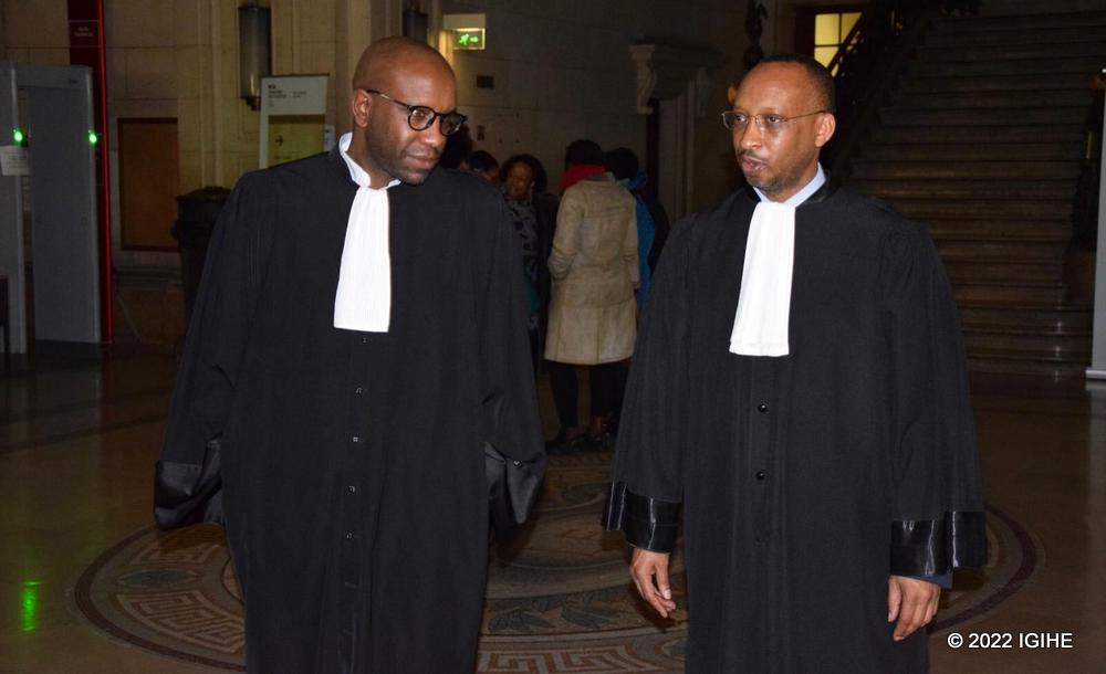 Isura ya Bucyibaruta mu mboni za Me Karongozi na Me Gisagara baburaniye abiciwe ababo muri Jenoside