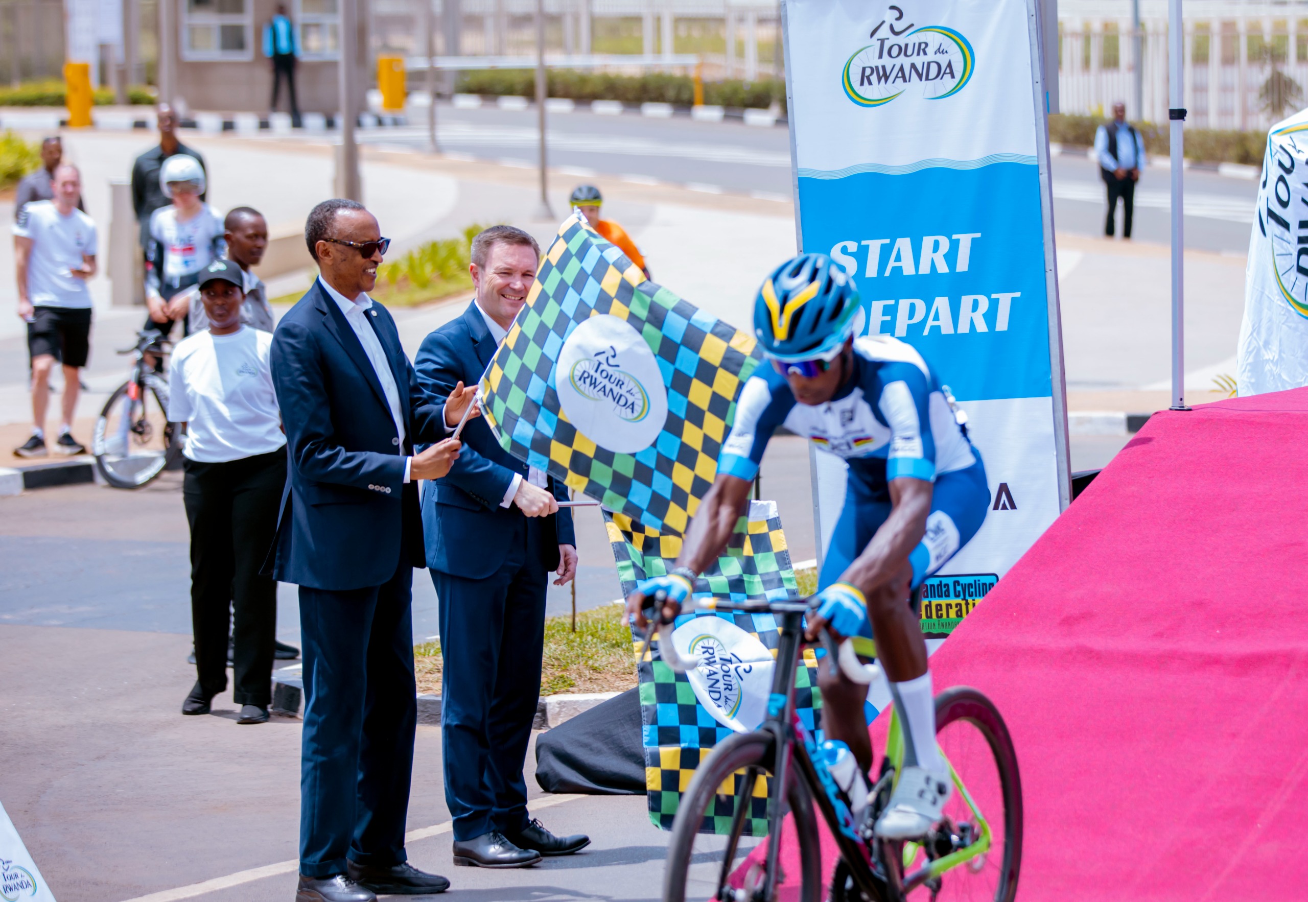 Aldo Taillieu yegukanye Umunsi wa Mbere wa Tour du Rwanda 2025 yatangijwe na Perezida Kagame (Amafoto)