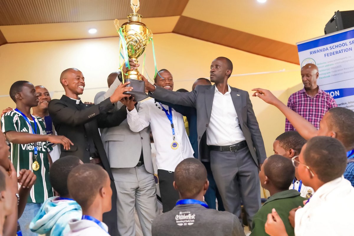 Ecole Ste Bernadette de Kamonyi yahize andi mashuri mu marushanwa y’umuco ku rwego rw’igihugu
