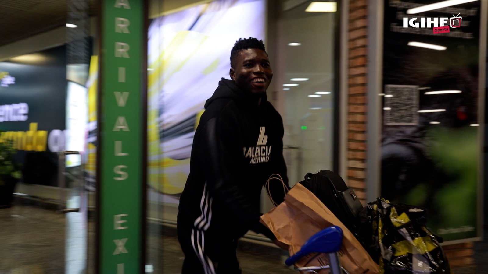 Ouattara wa APR FC ukumbuye ikibuga yageze i Kigali aha icyizere abafana (Video)