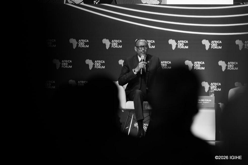Ibihano bitangwa mu nyungu z’utanga menshi – Perezida Kagame yavuze uburyo Afurika yamburwa ikanahanwa