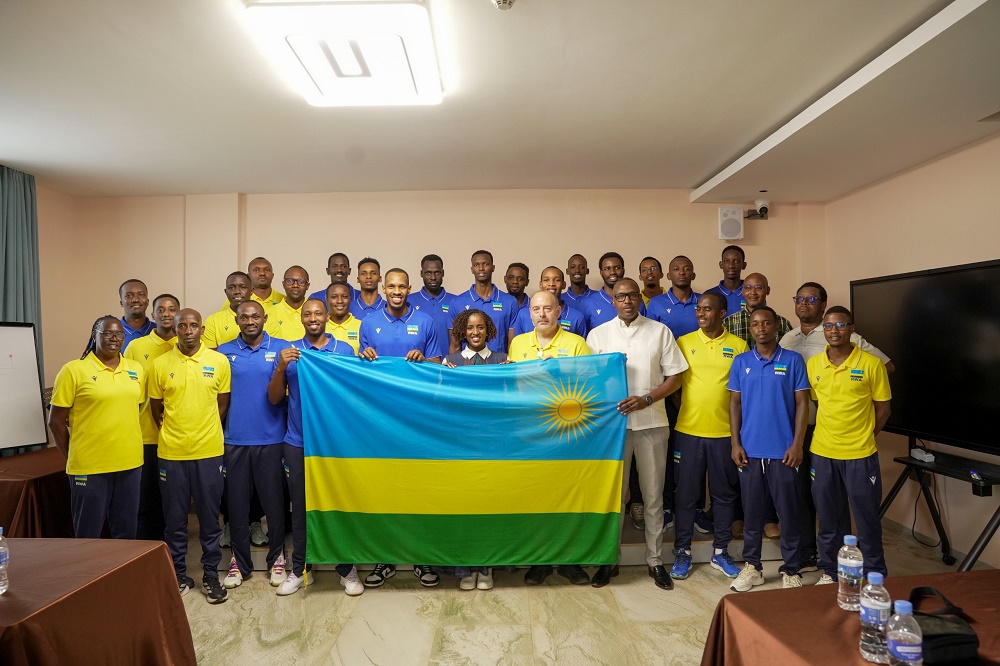 Volleyball: Minisitiri Mukazayire yatumye Igikombe cya Afurika Ikipe y’Igihugu