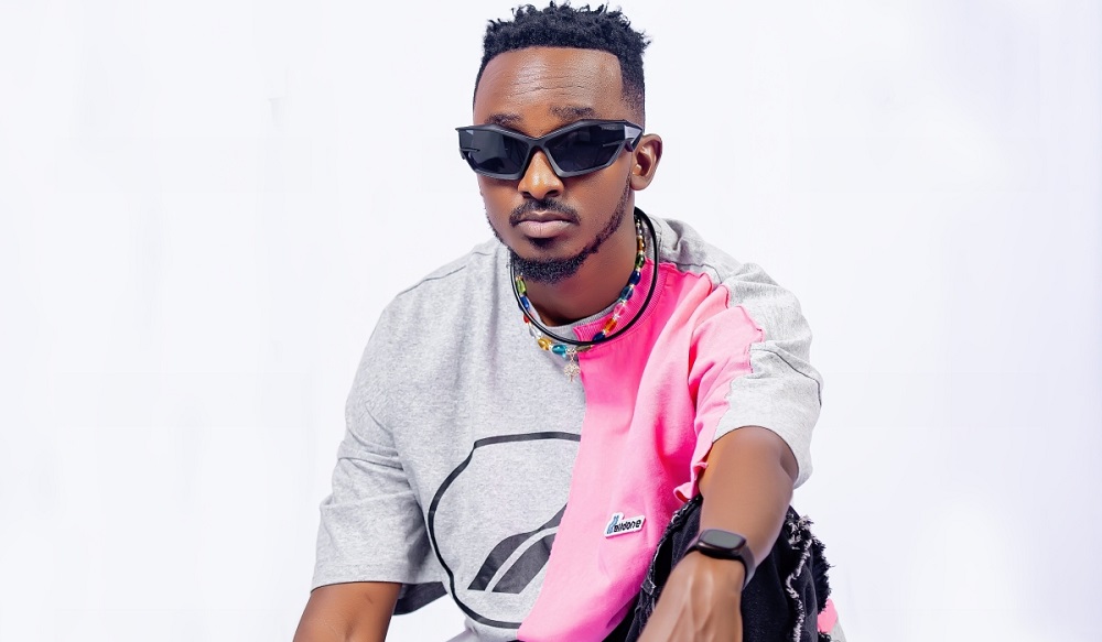 Yago mu nzira y’ibiganiro bimuhuza n’abo yari amaze iminsi yijunditse